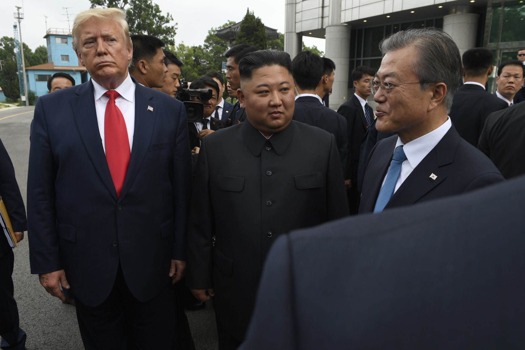 Trump Korea DMZ